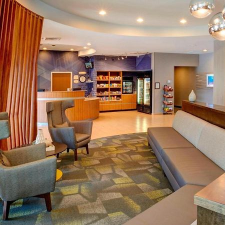 Springhill Suites St. Louis Brentwood Eksteriør billede