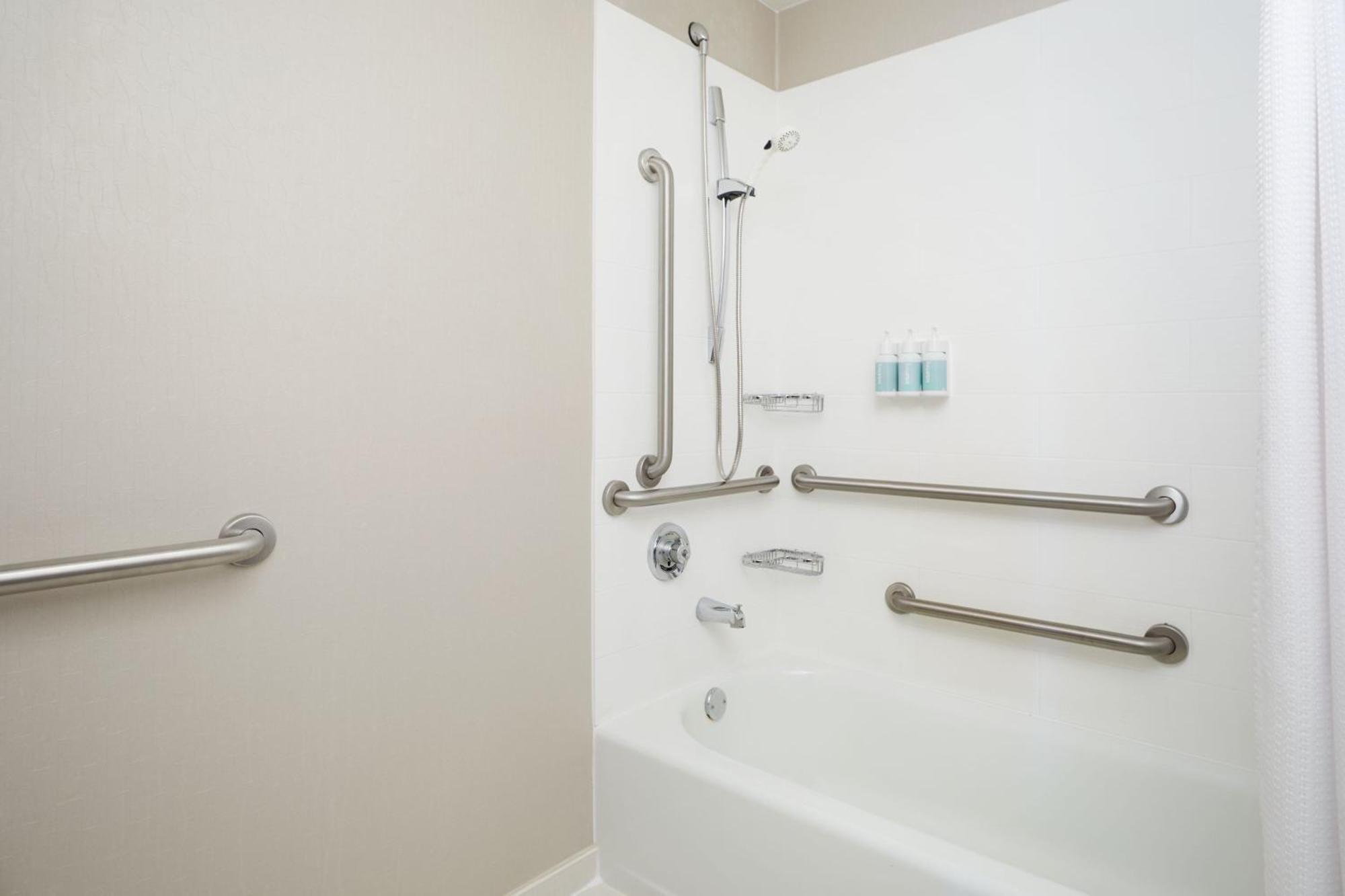 Springhill Suites St. Louis Brentwood Eksteriør billede