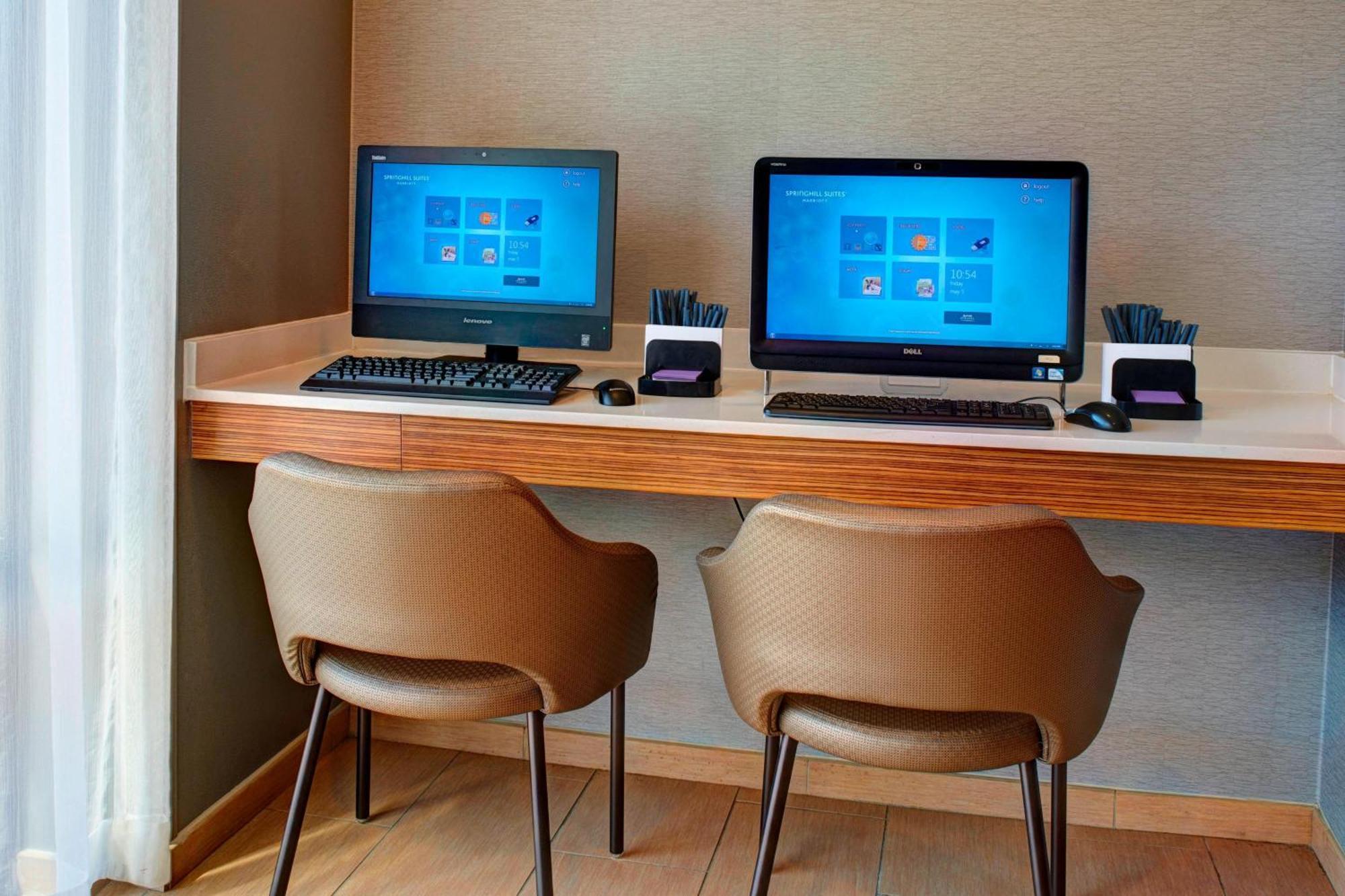Springhill Suites St. Louis Brentwood Eksteriør billede