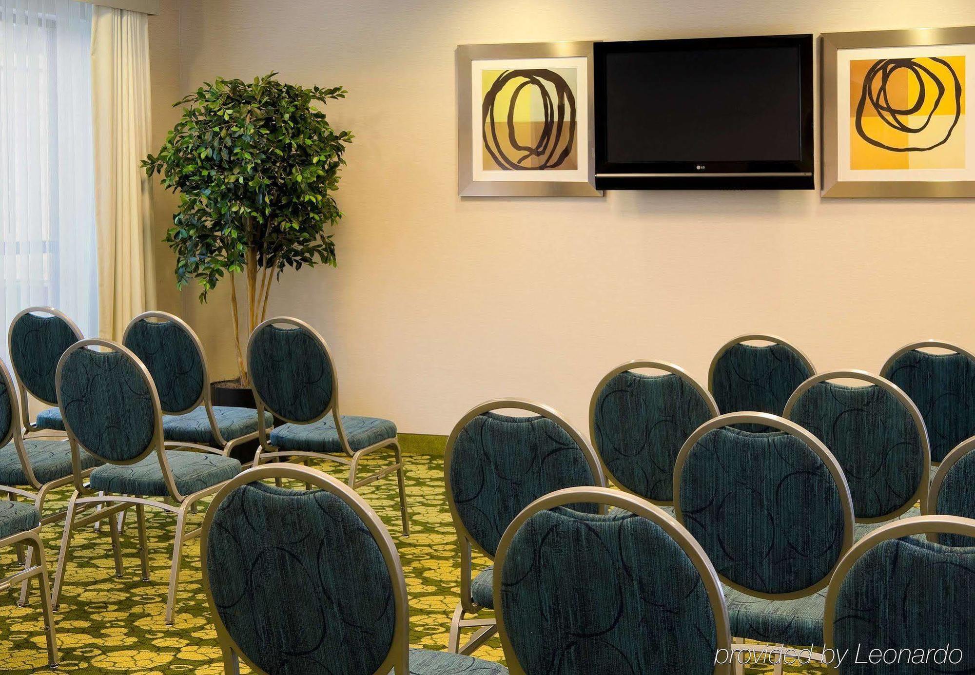 Springhill Suites St. Louis Brentwood Eksteriør billede