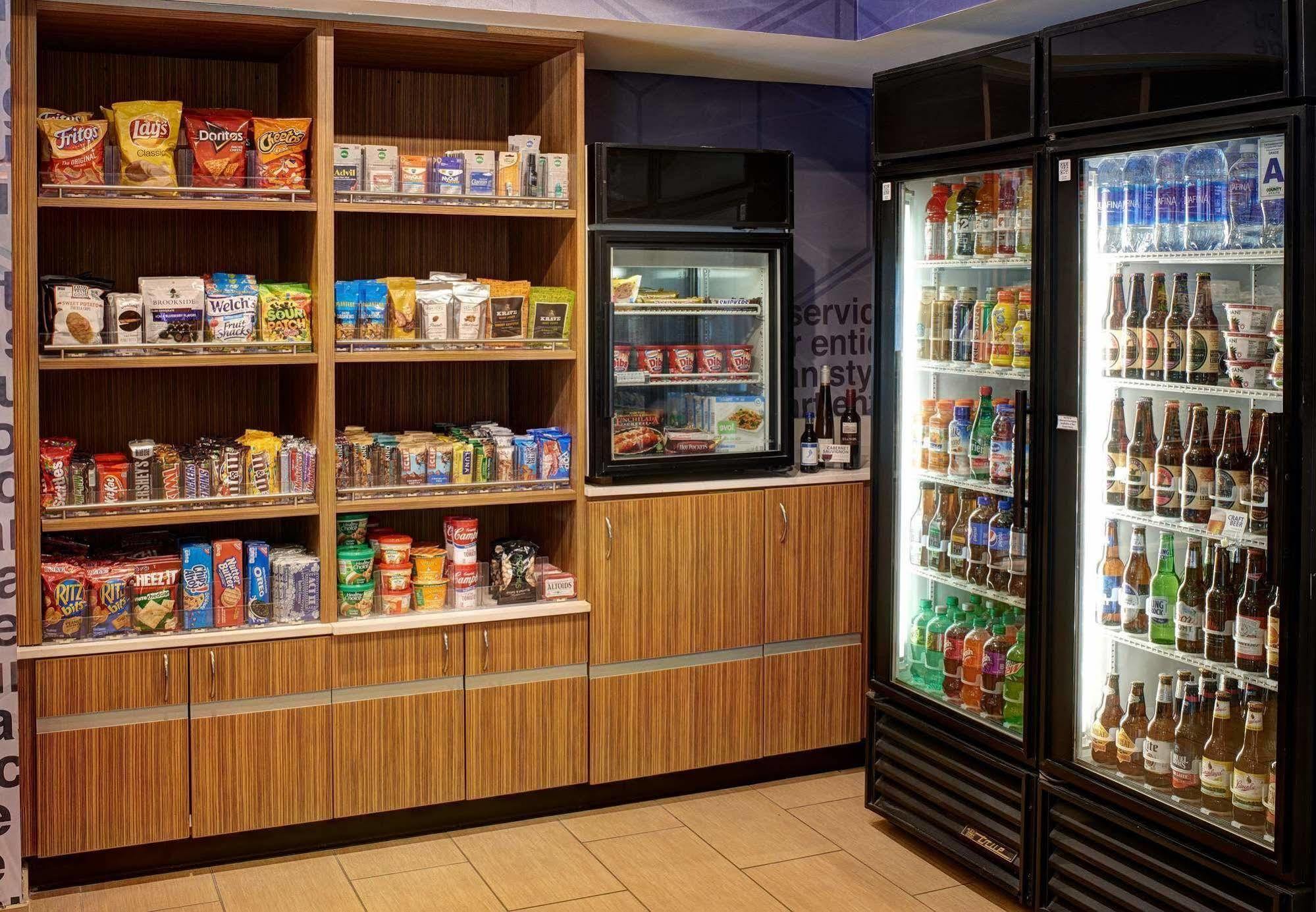 Springhill Suites St. Louis Brentwood Eksteriør billede